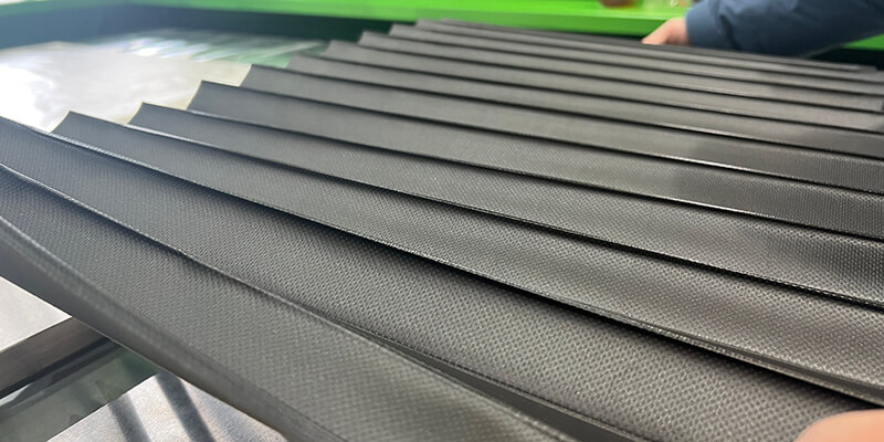 防护罩批量热合的方式