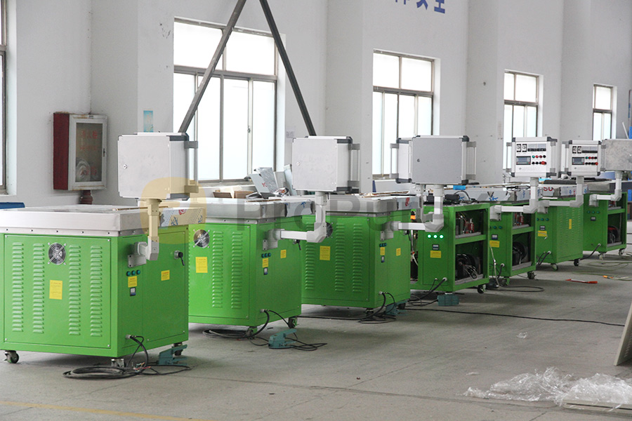 批量生产的伸缩PVC防护罩高周波机